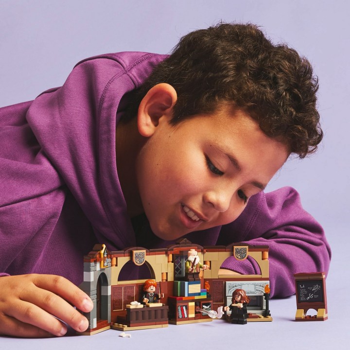 76442_Lifestyle_Cons_crop